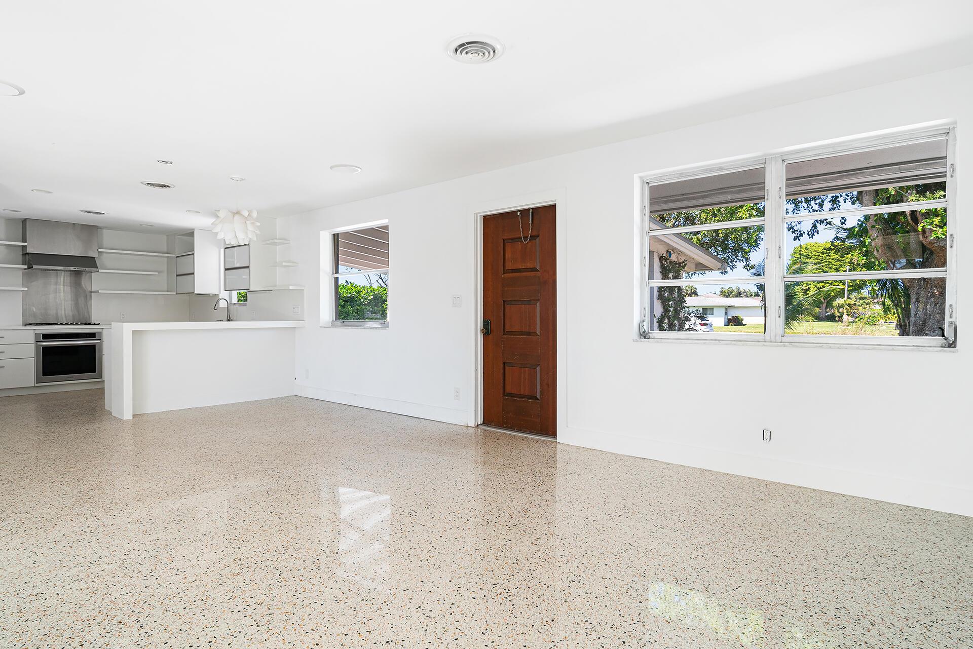 2054 Palmetto Road