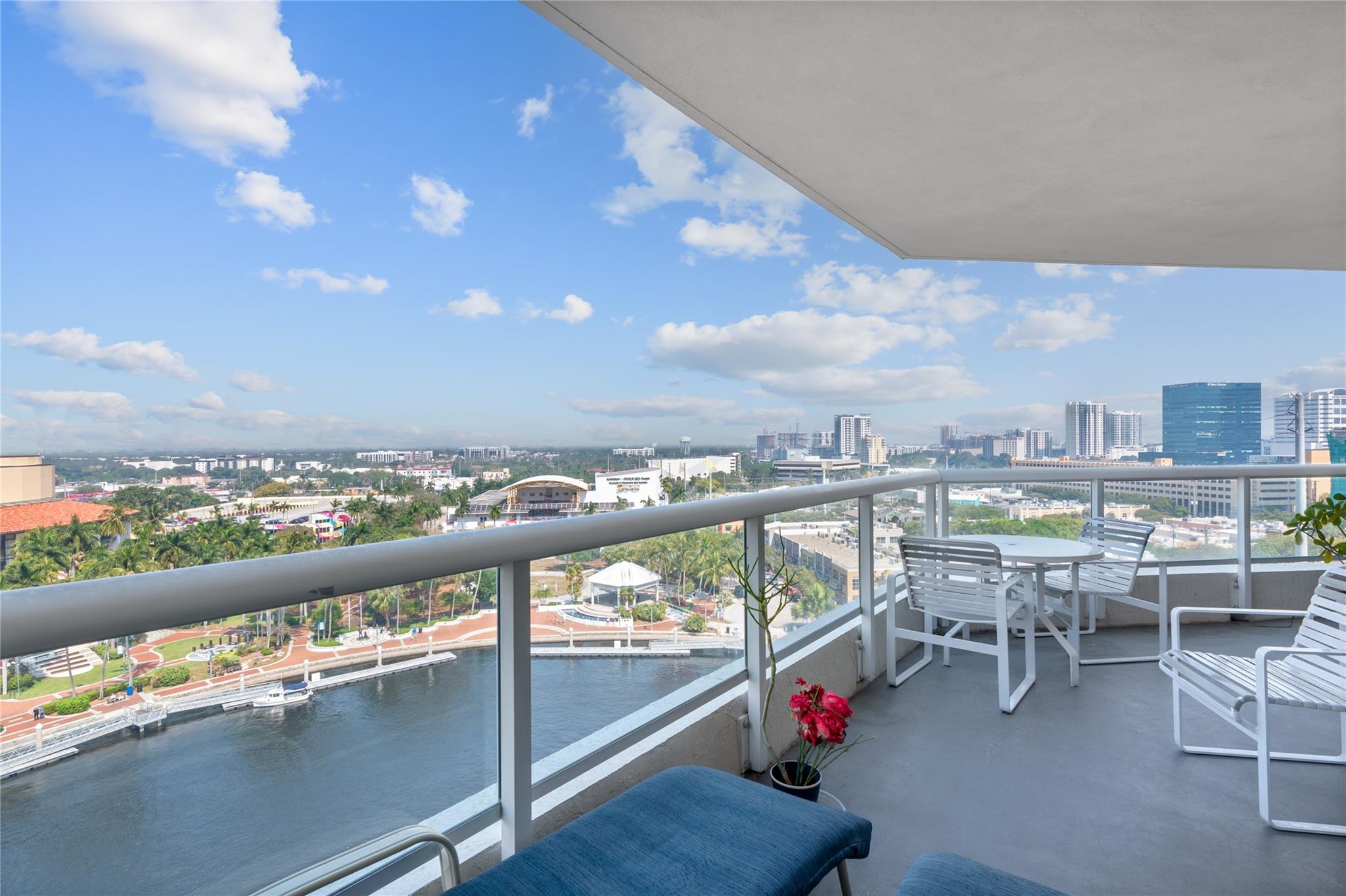 401 SW 4th Ave 1208