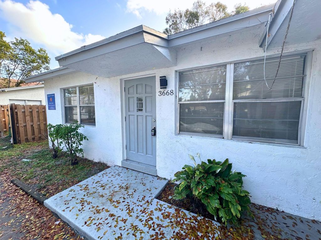Photo of 3662 Davis Road #3668, Palm Springs, FL 33461 (MLS # B26033198)