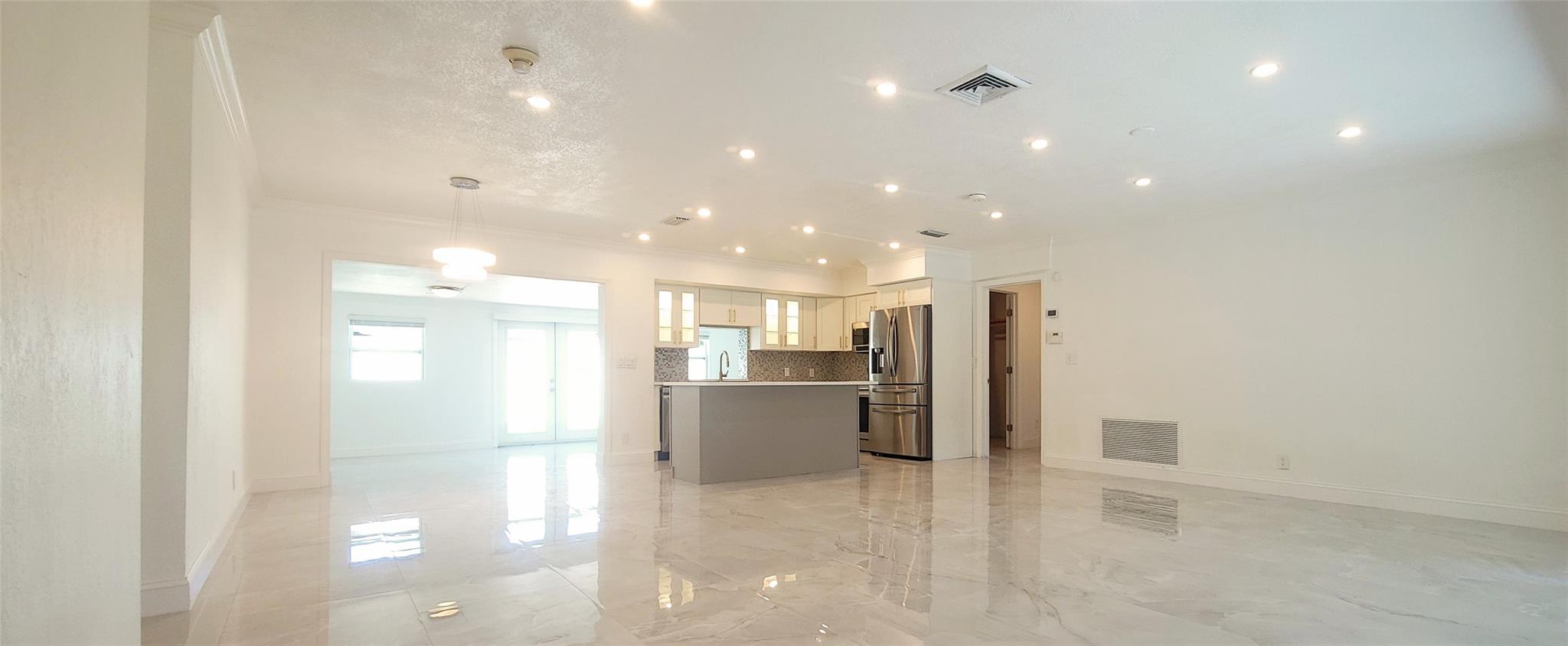 Deerfield Beach, Florida 33441, United States, 3 Bedrooms Bedrooms, ,4 BathroomsBathrooms,Residential,Active,209834