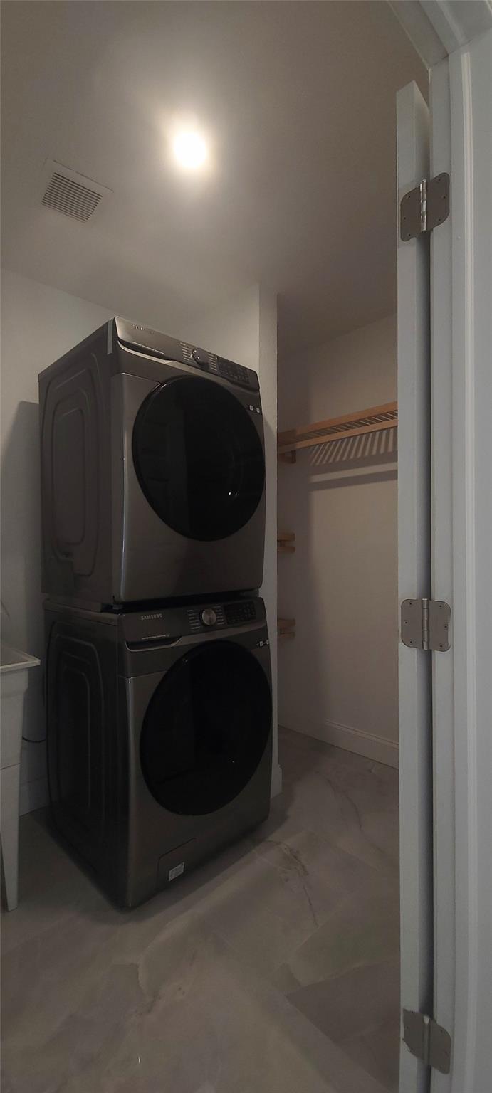 Deerfield Beach, Florida 33441, United States, 3 Bedrooms Bedrooms, ,4 BathroomsBathrooms,Residential,Active,209834