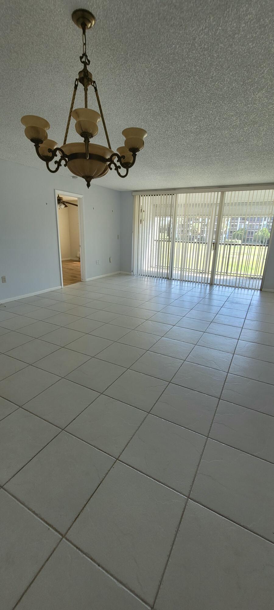 FOUNTAINS OF PALM BEACH CONDO 4 - Residential