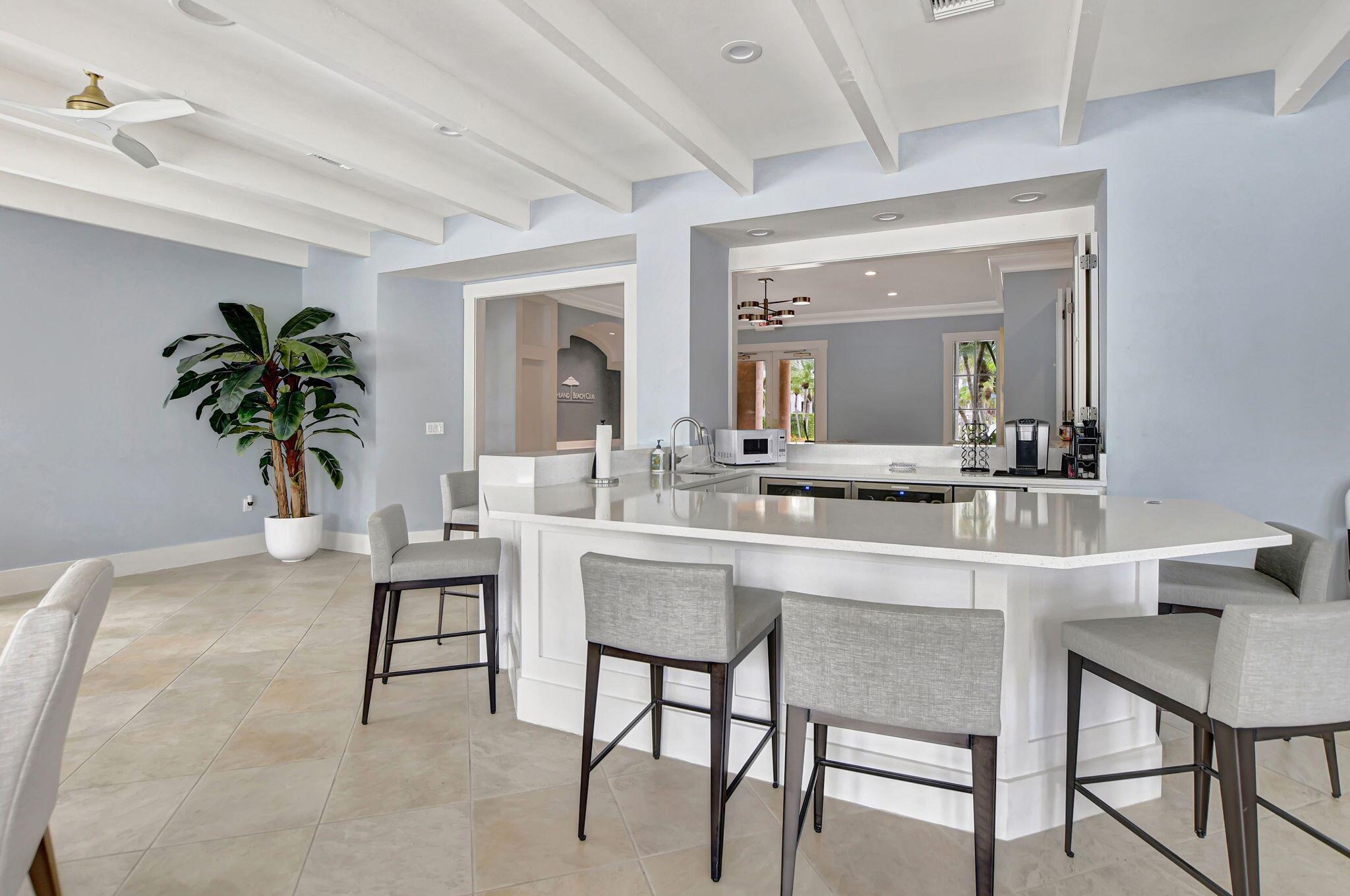 HIGHLAND BEACH CLUB CONDO - Residential