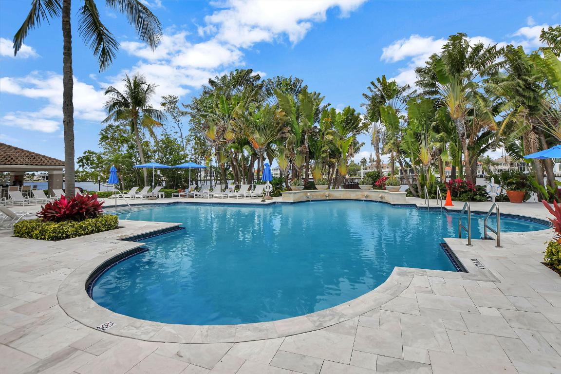 HIGHLAND BEACH CLUB CONDO - Residential