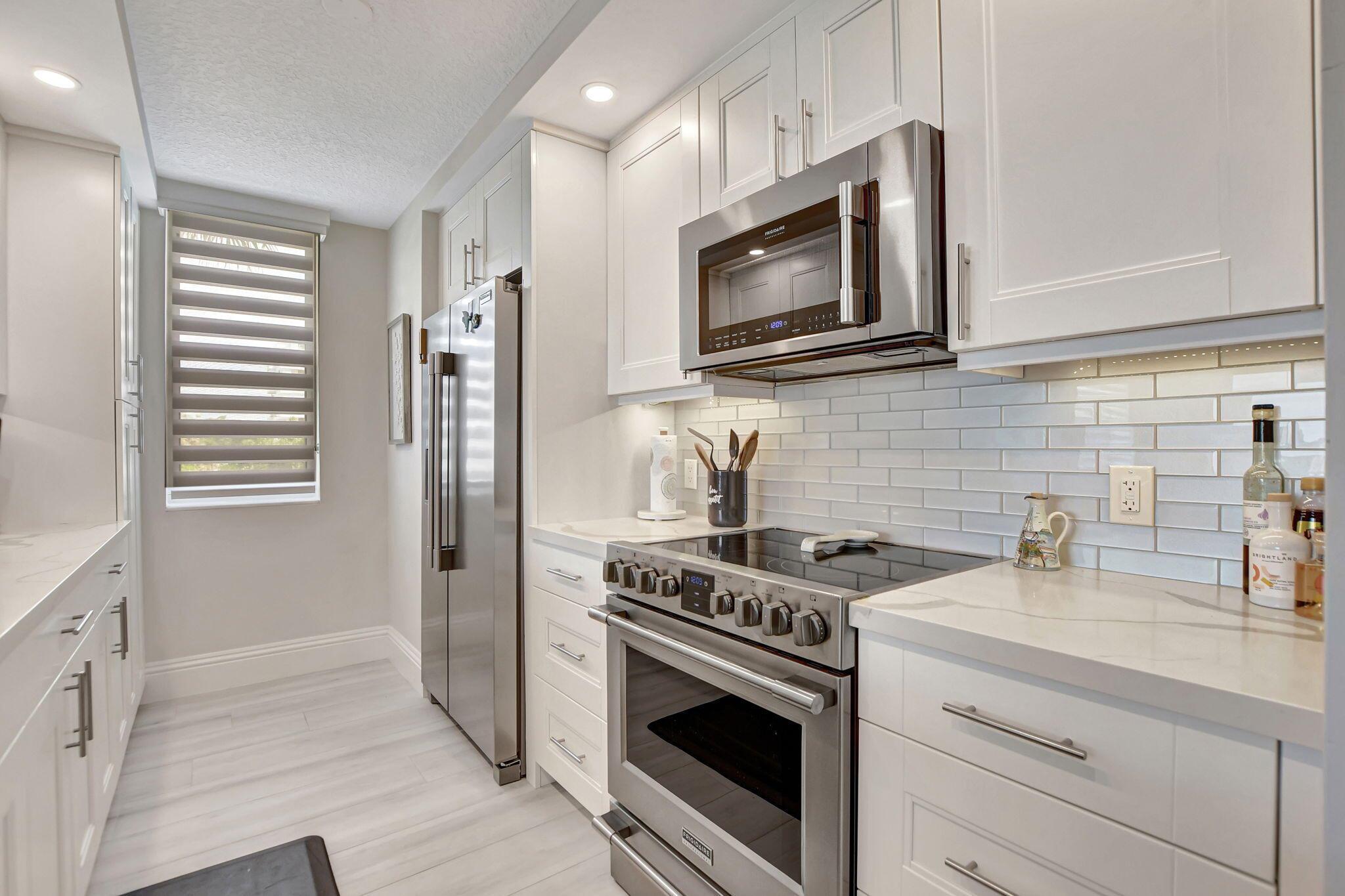 HIGHLAND BEACH CLUB CONDO - Residential