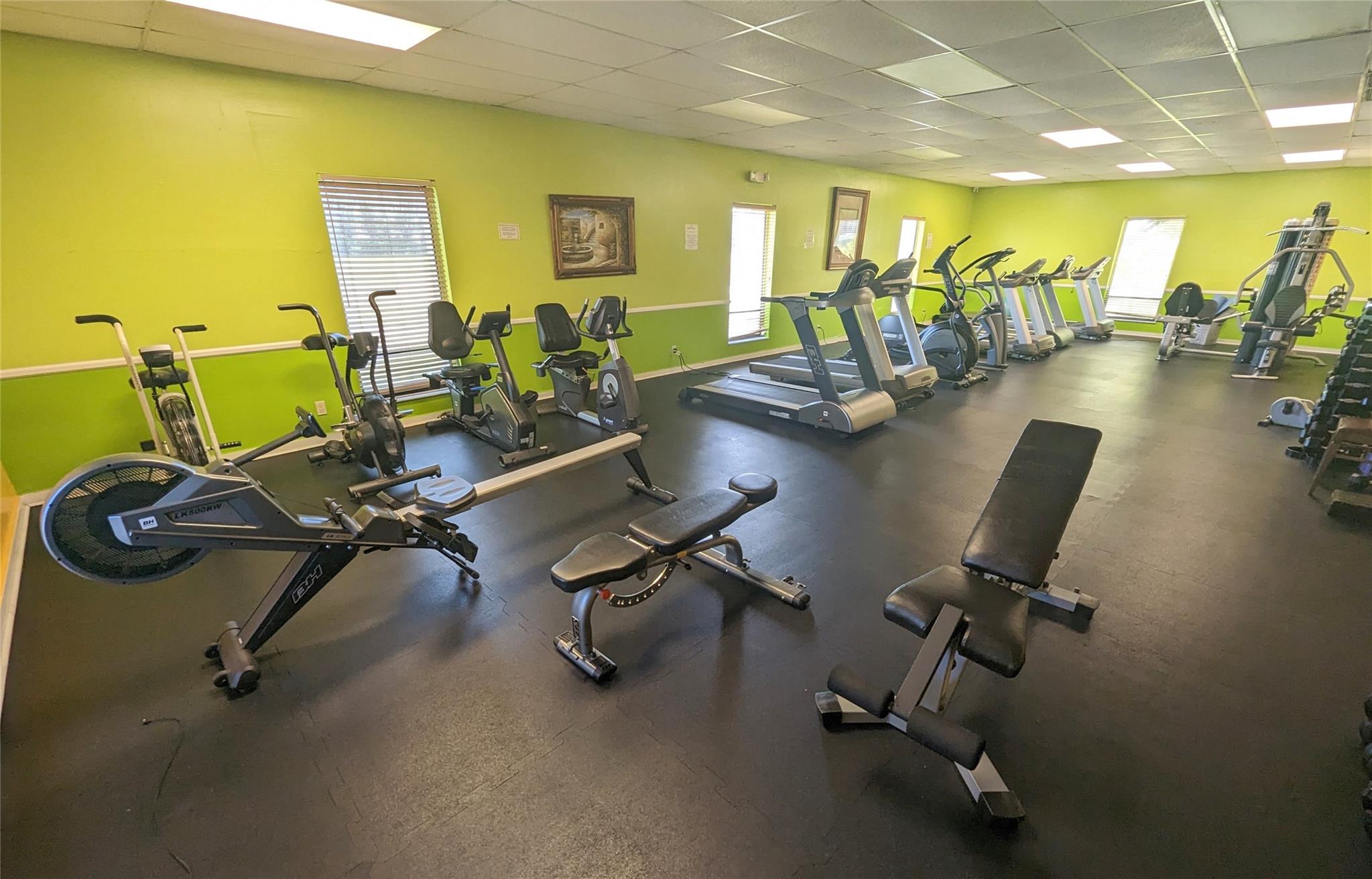 VILLAGE ROYALE GREENWOOD - Residential