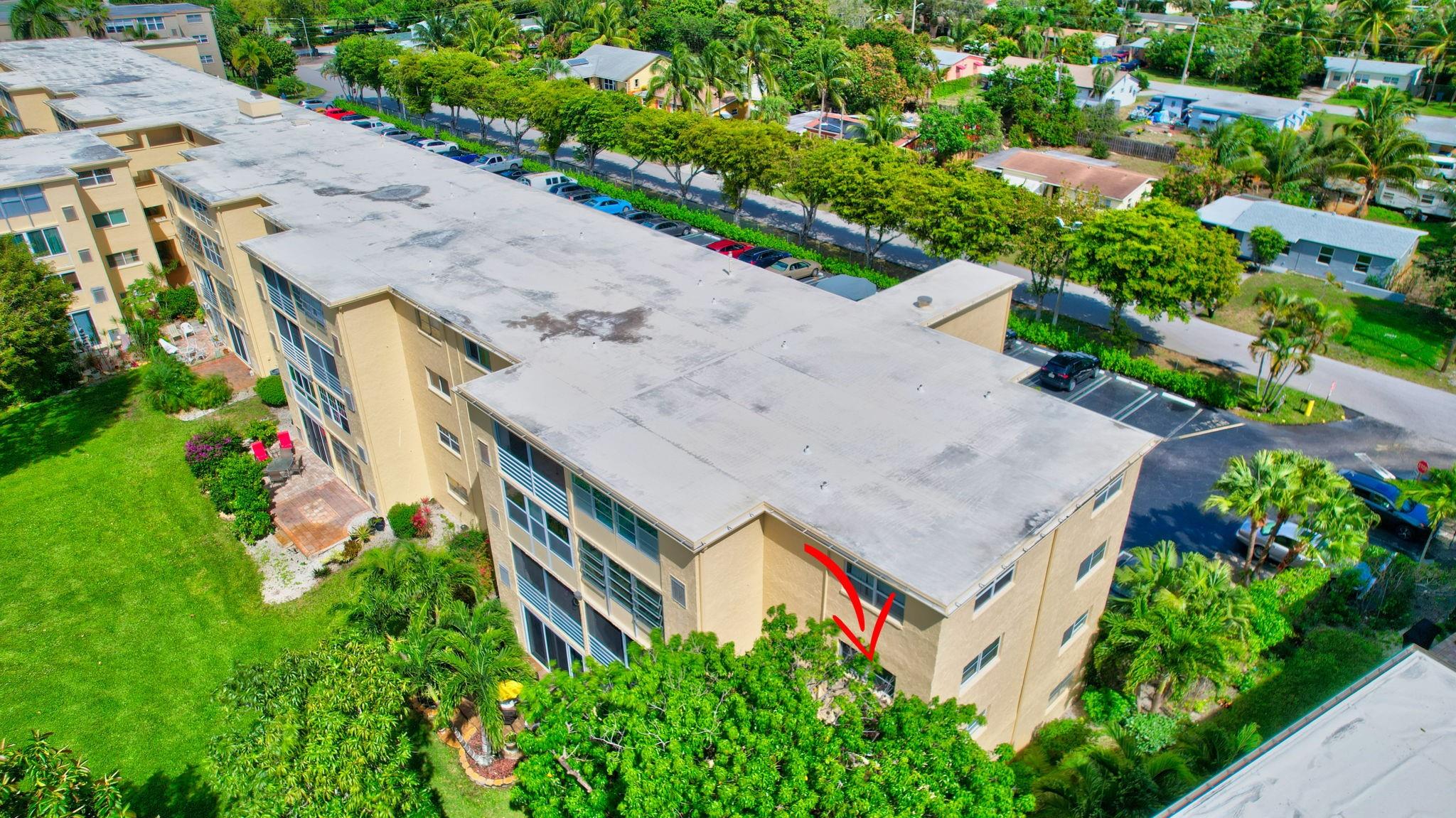 VILLAGE ROYALE GREENWOOD - Residential