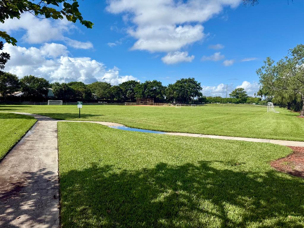 SMITH DAIRY WEST 4 - Residential Lease