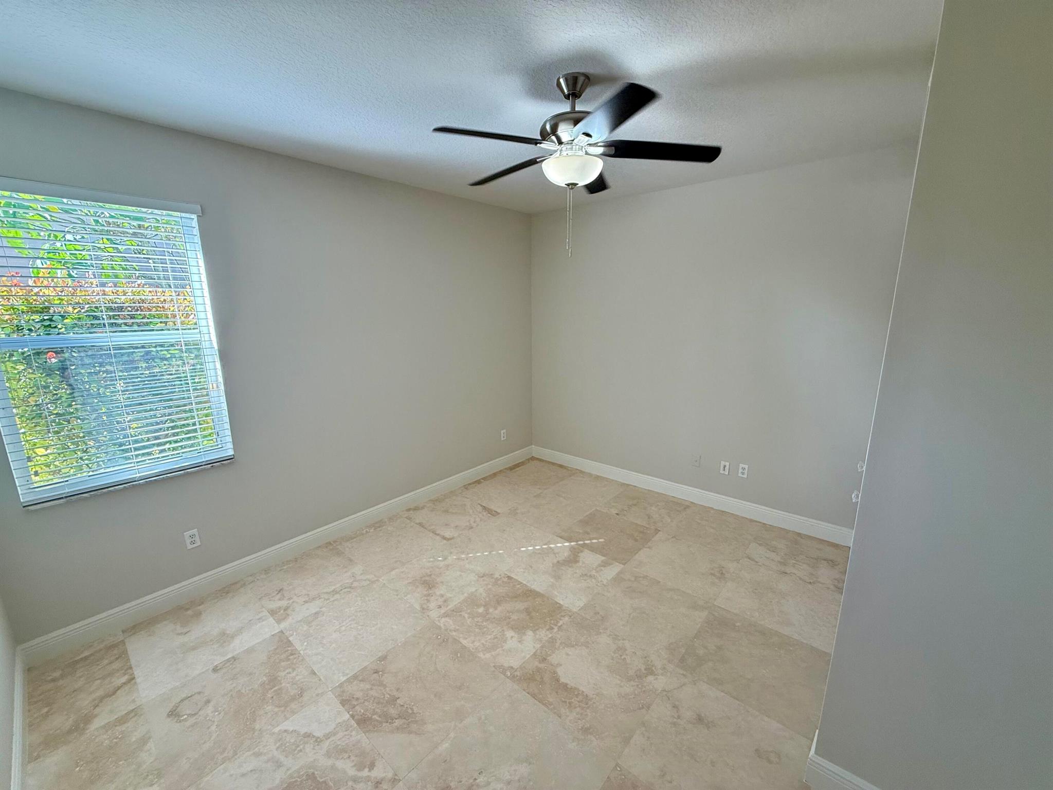 SMITH DAIRY WEST 4 - Residential Lease