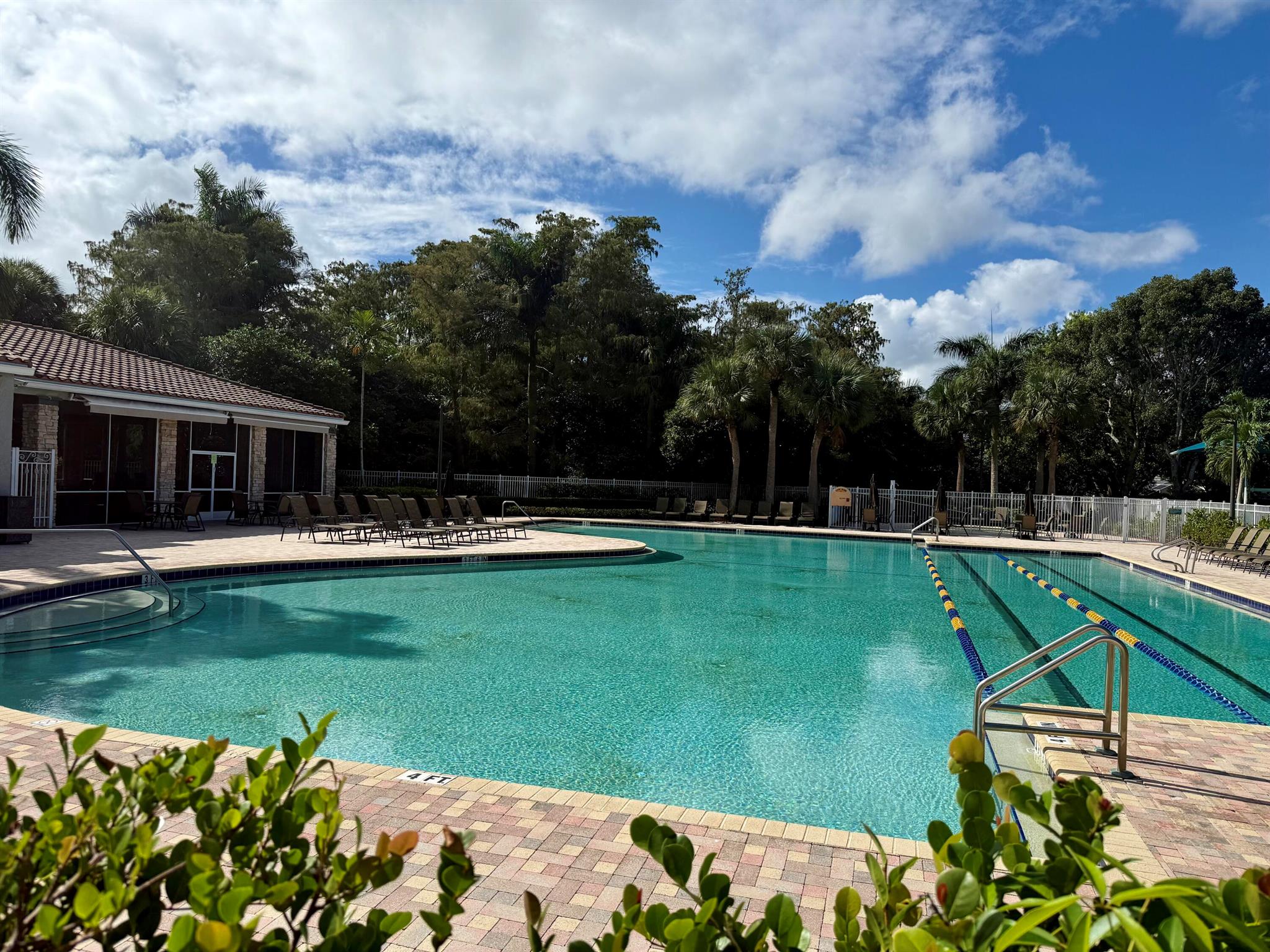 SMITH DAIRY WEST 4 - Residential Lease