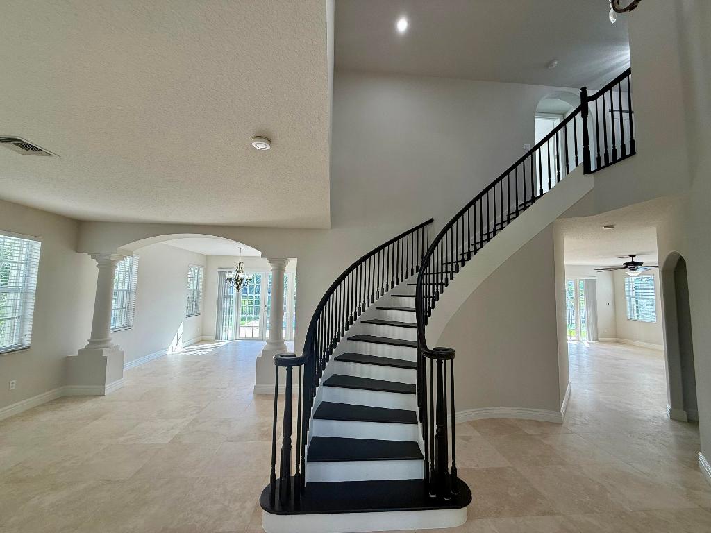 SMITH DAIRY WEST 4 - Residential Lease