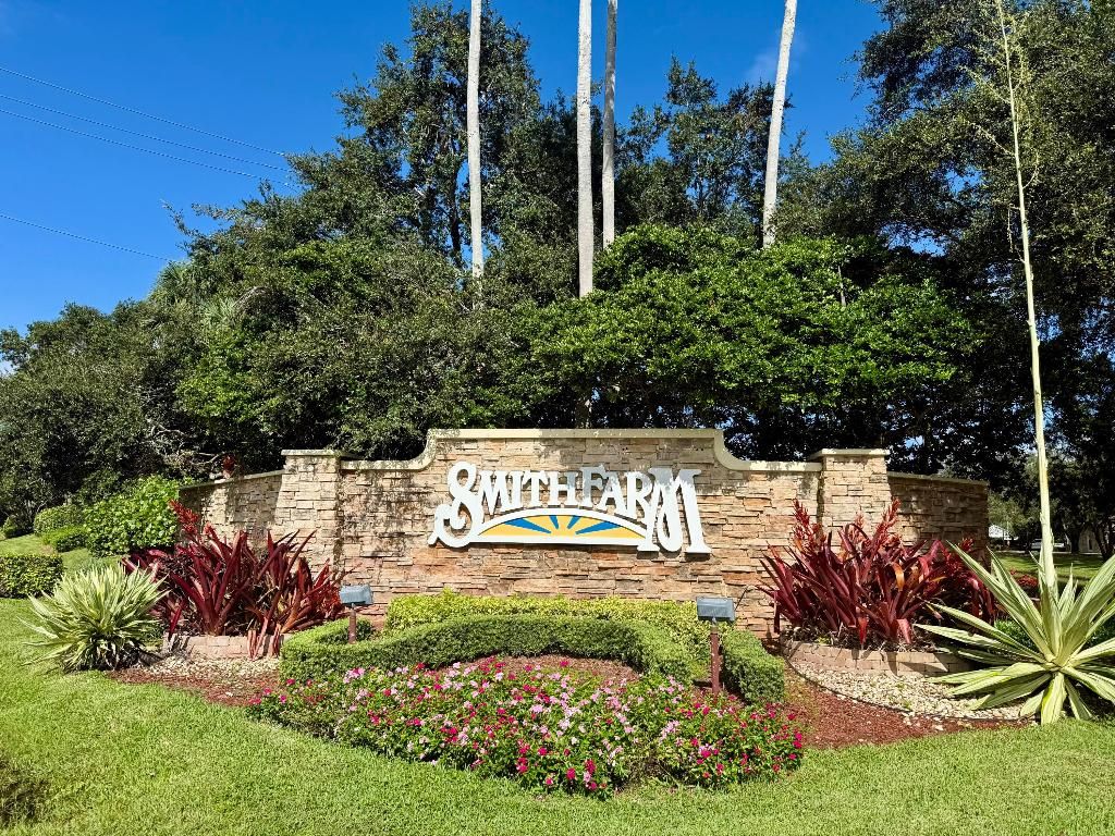 Photo of 6509 Stonehurst Circle, Lake Worth, FL 33467 (MLS # R11130643)