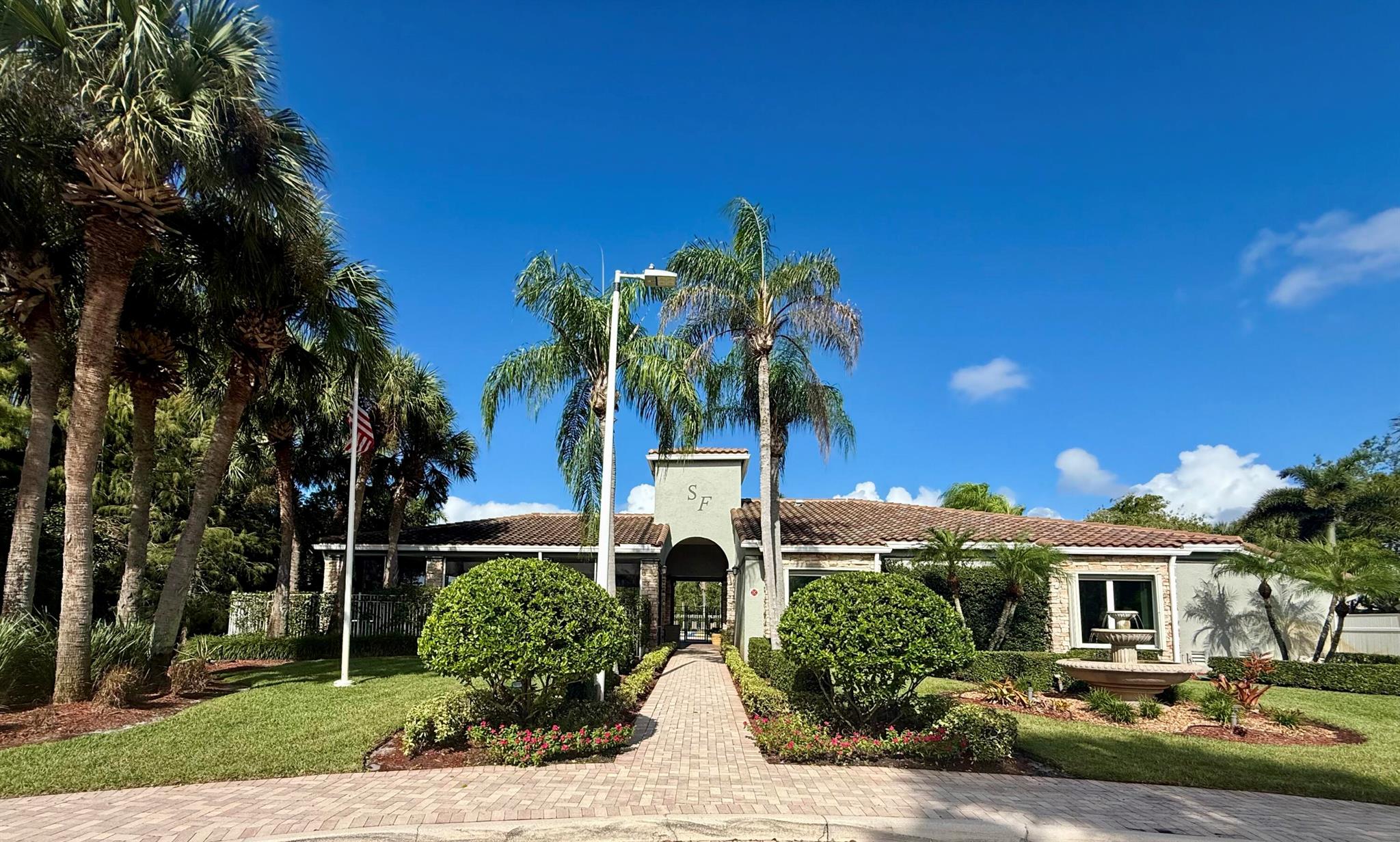 SMITH DAIRY WEST 4 - Residential Lease