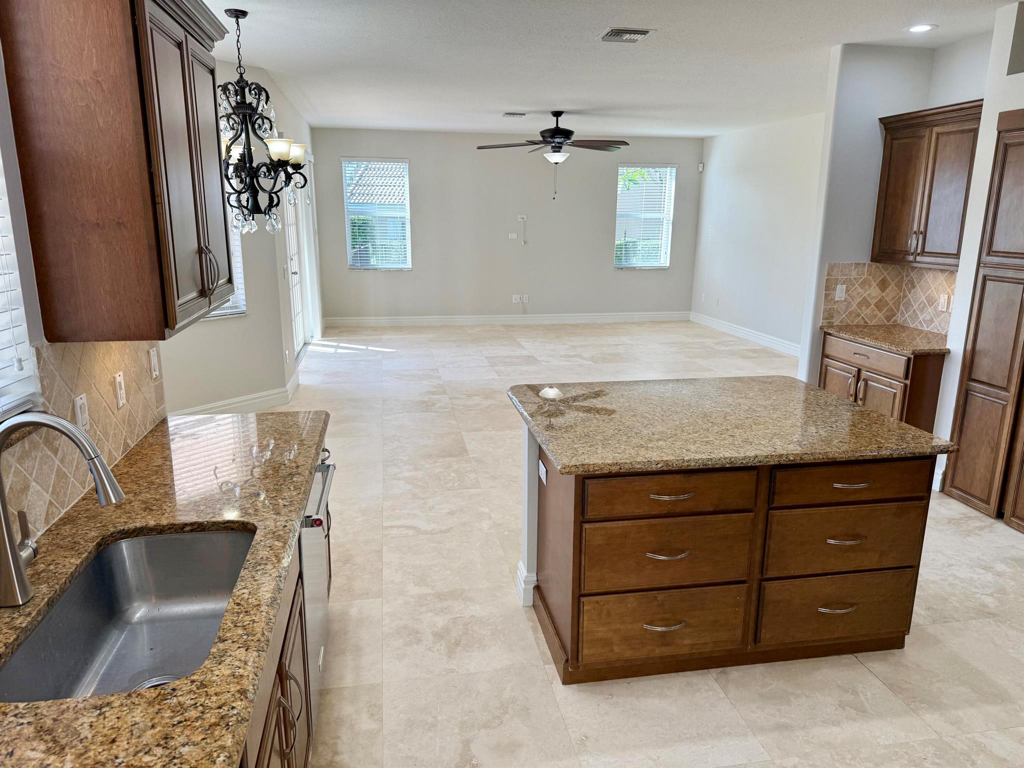 SMITH DAIRY WEST 4 - Residential Lease