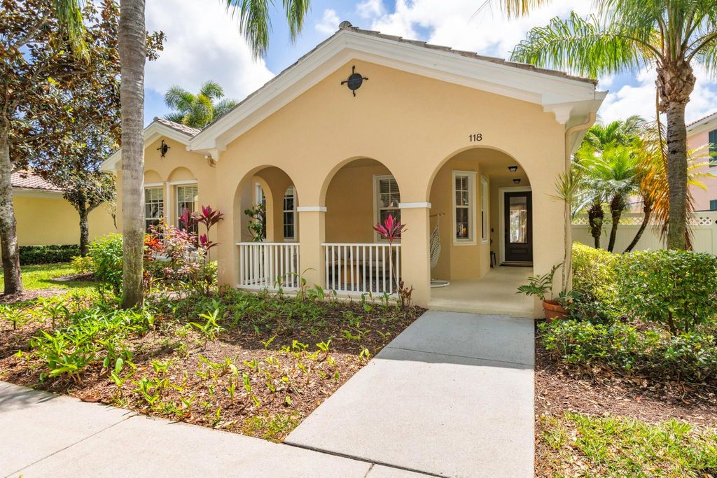 Photo of 118 Florence Drive, Jupiter, FL 33458 (MLS # F10496797)