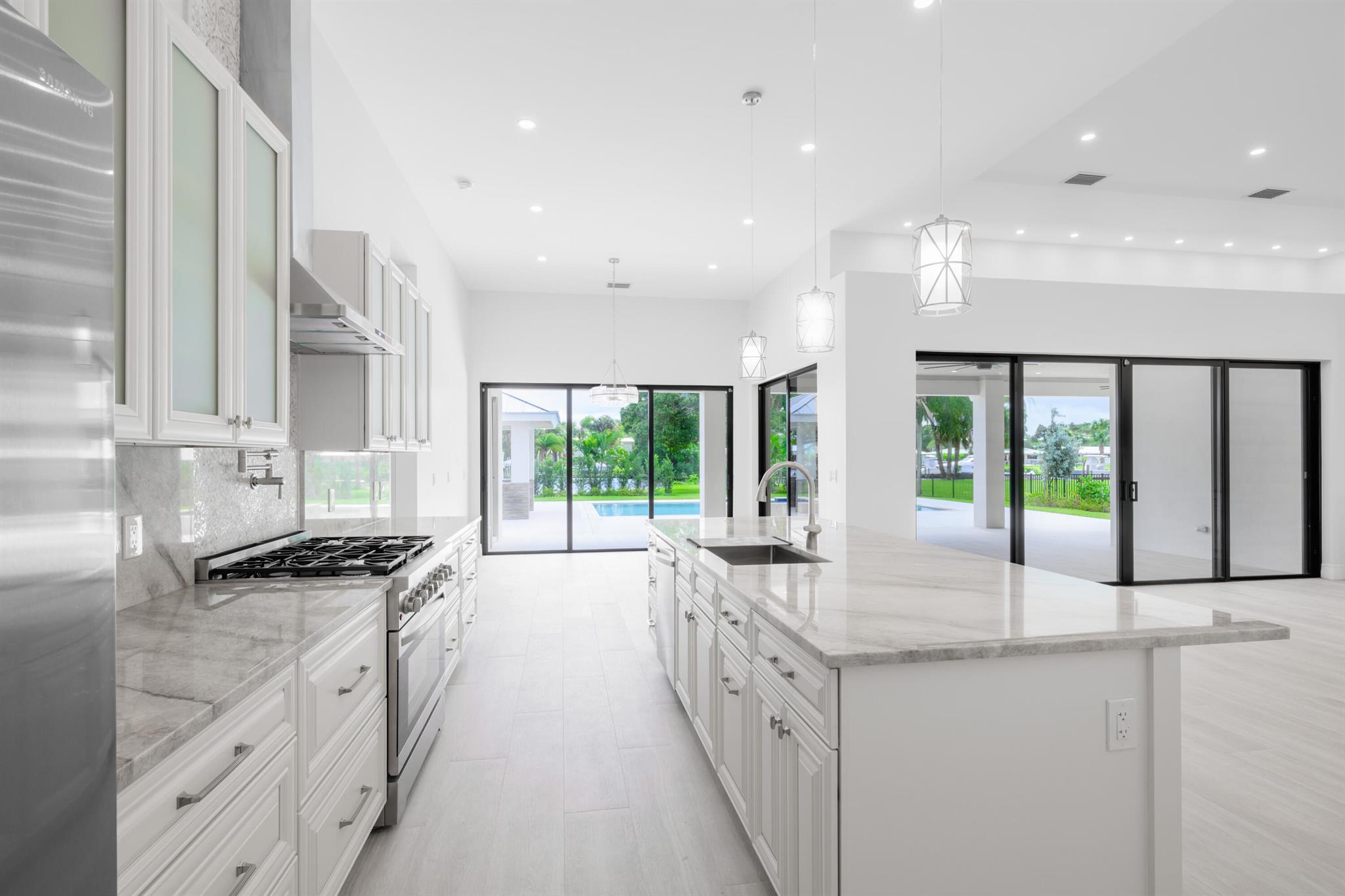 NORTH RIVER SHORES - Residential