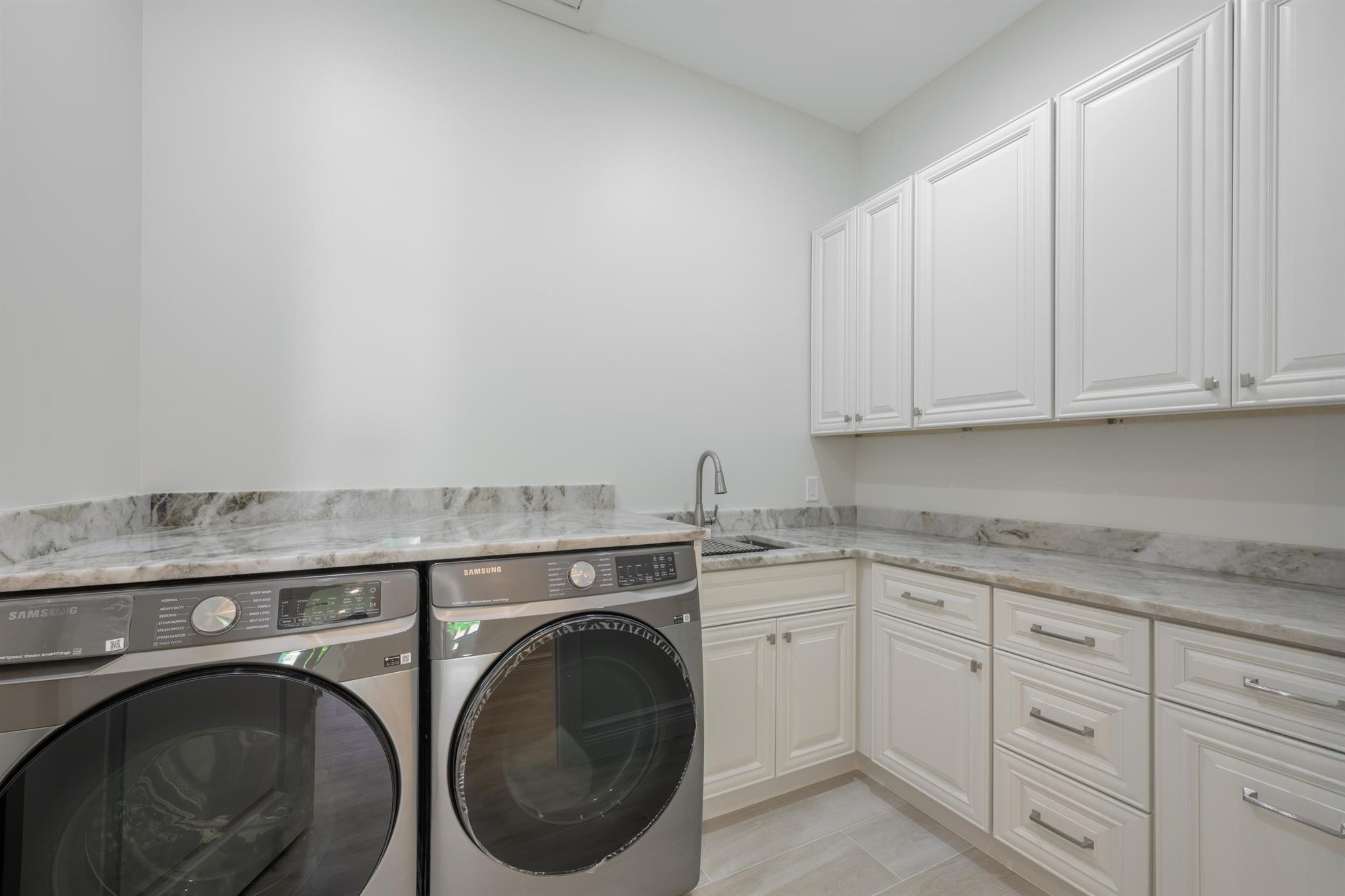 NORTH RIVER SHORES - Residential