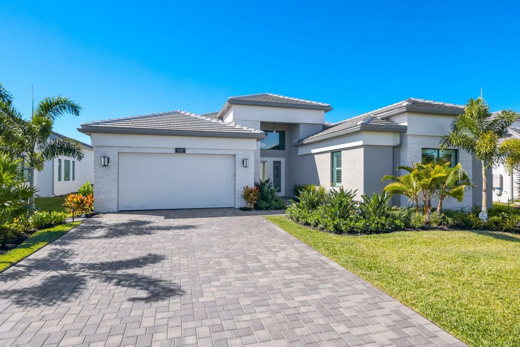 Photo of 11349 Cherry Canyon Court, Boynton Beach, FL 33473 (MLS # F10548929)