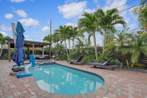 A home in Deerfield Beach