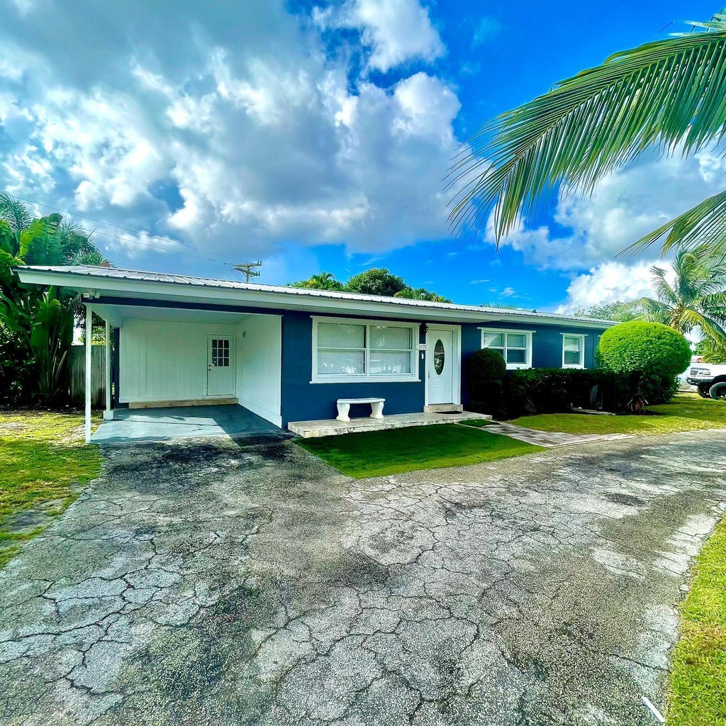 Photo of 3176 Egremont Drive, West Palm Beach, FL 33406 (MLS # R11005536)
