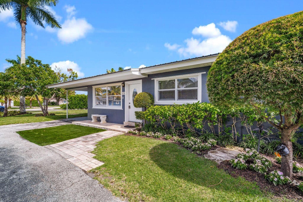 Photo of 3176 Egremont Drive, West Palm Beach, FL 33406 (MLS # R11005536)