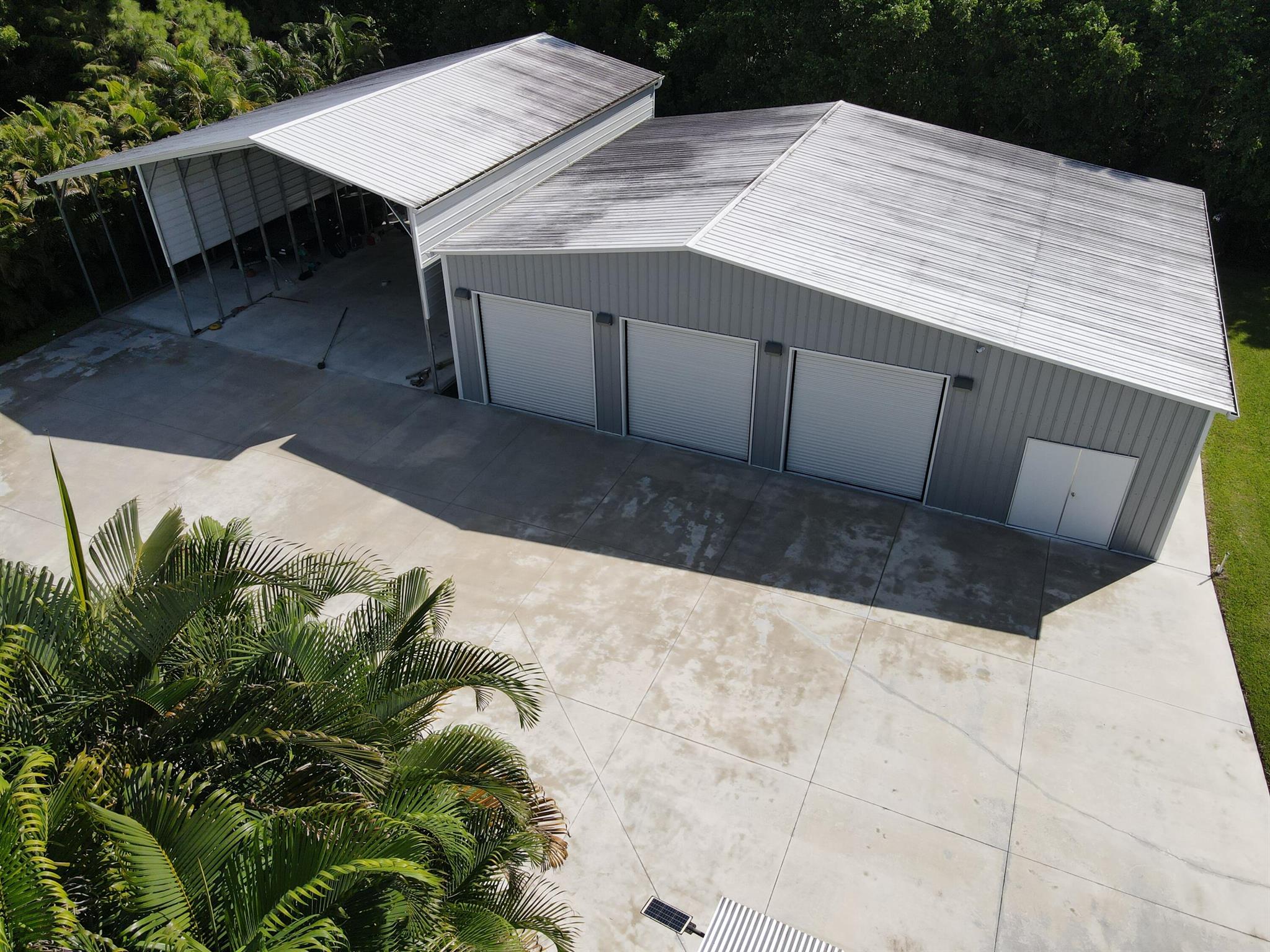 LAS FLORES RANCHOS - Residential