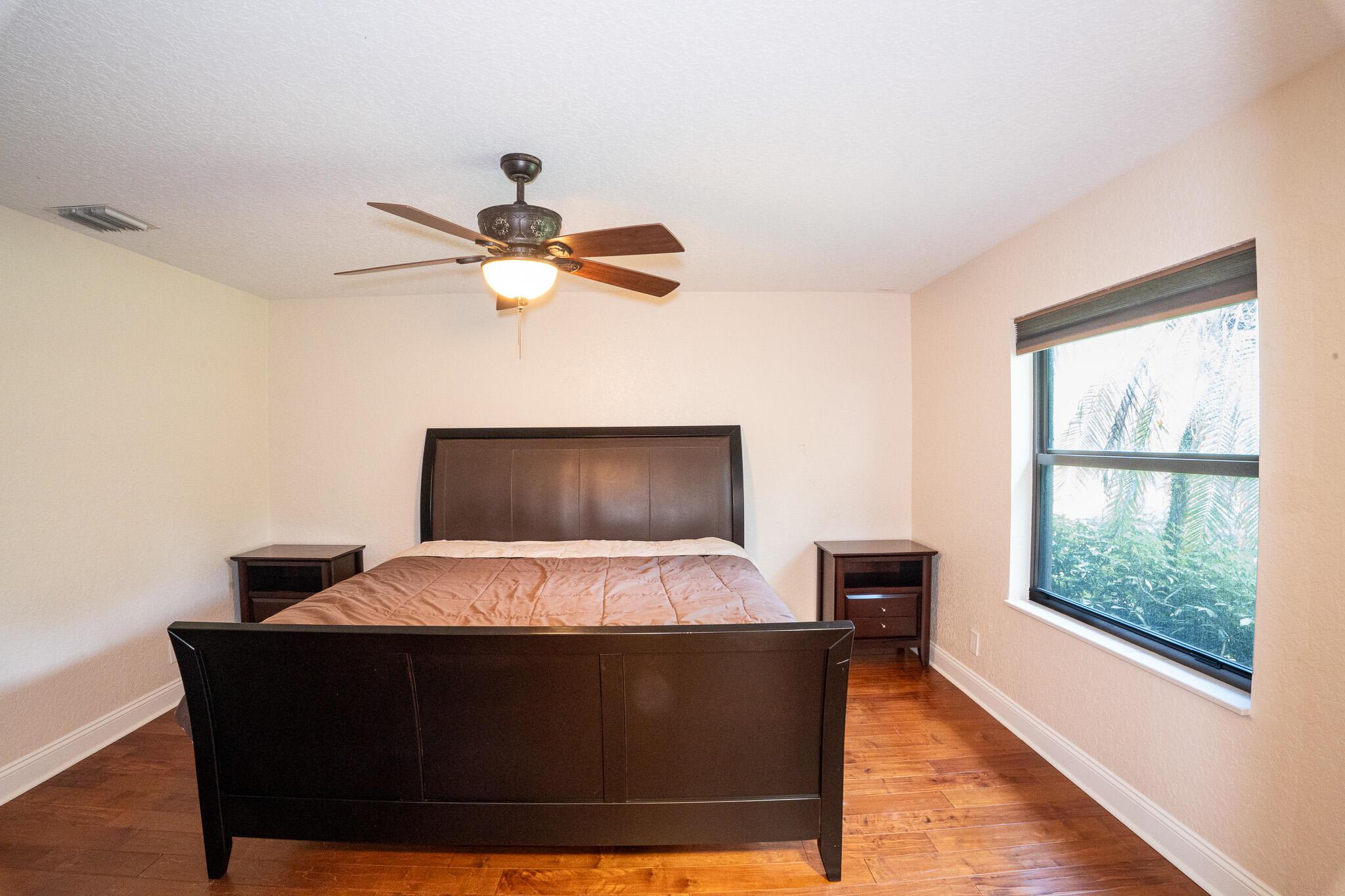 LAS FLORES RANCHOS - Residential