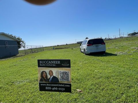 1500 Rev Jesse Biggs Boulevard Pahokee FL 33476