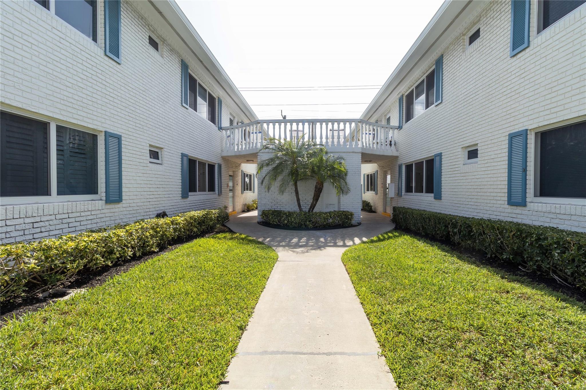 Welcome to the lovely Imperial Point neighborhood-Georgian Court North. This beautiful move in ready 1bed 1 bath unit is totally repainted, new tiles throughout, recently installed A/C unit and water heater ,upgraded plumbing and electrical switches, recepticals and lights. Furnished or unfurnished. The complex is only 2 story and has plenty of parking. Location is close to the beaches, restaurant and shopping. Low HOA,Reserves, Paid new impact windows, new roof, no assessment.