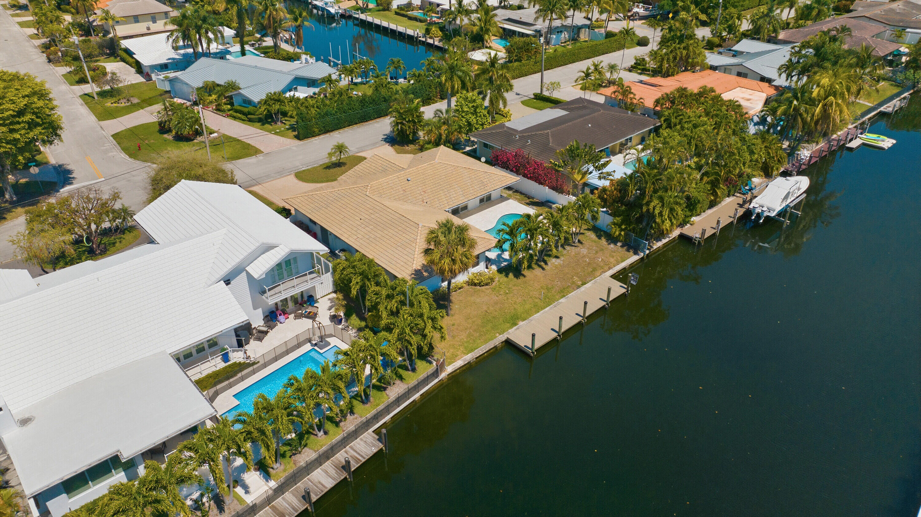 LANDINGS FIRST SEC - Residential