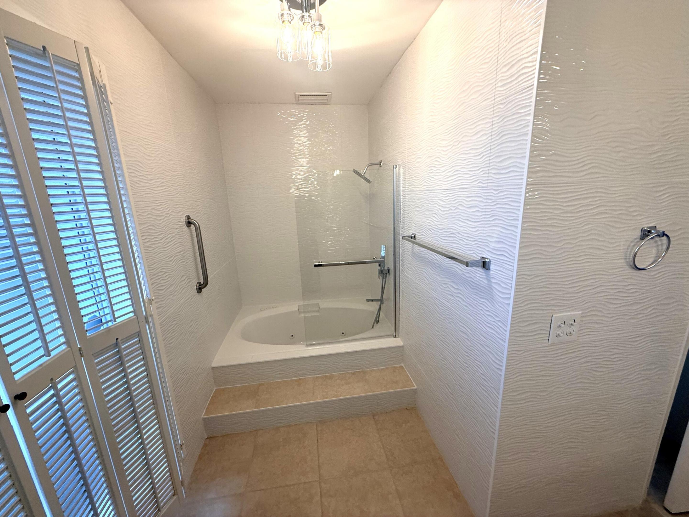 LANDINGS FIRST SEC - Residential