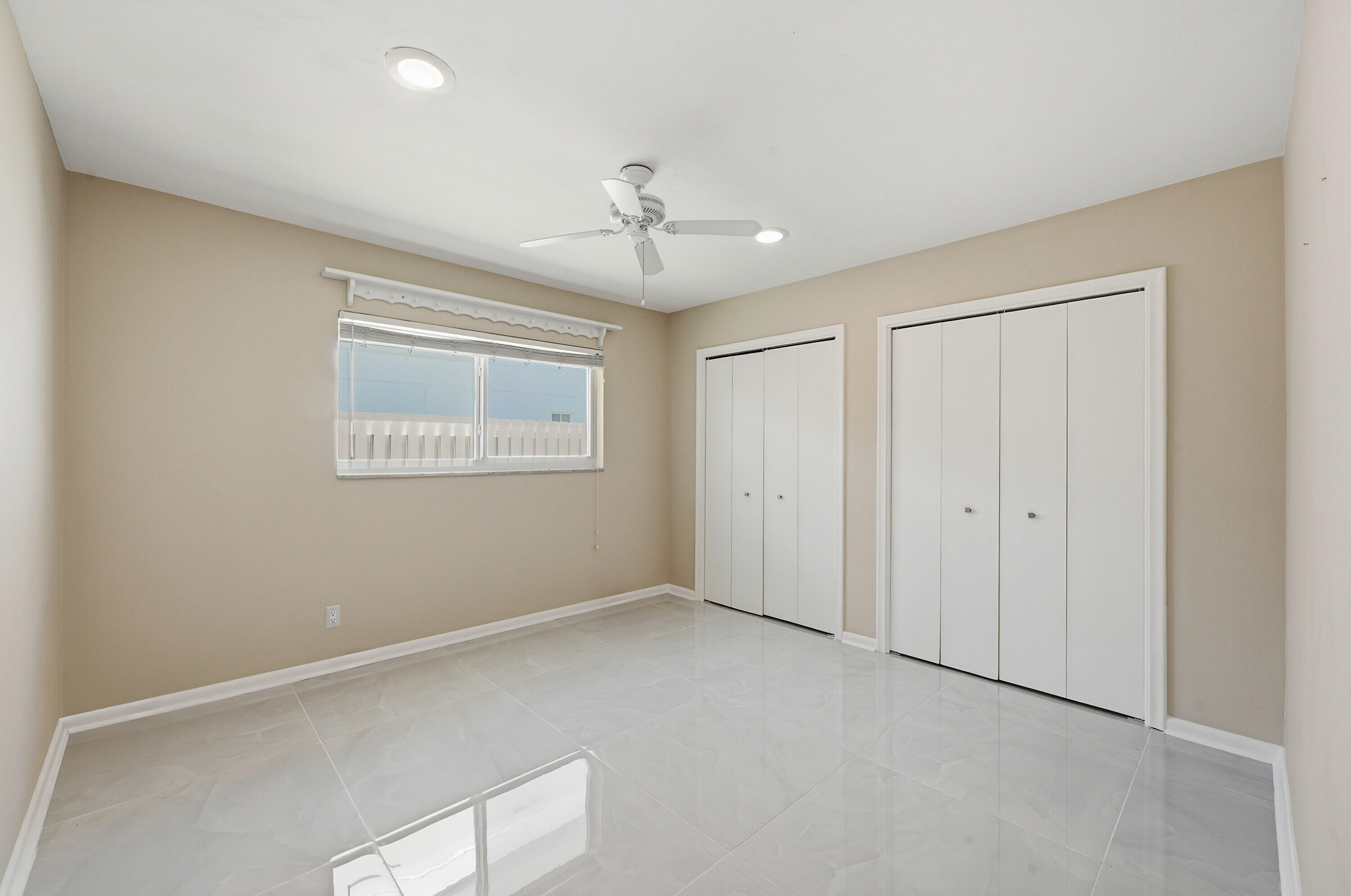 LANDINGS FIRST SEC - Residential