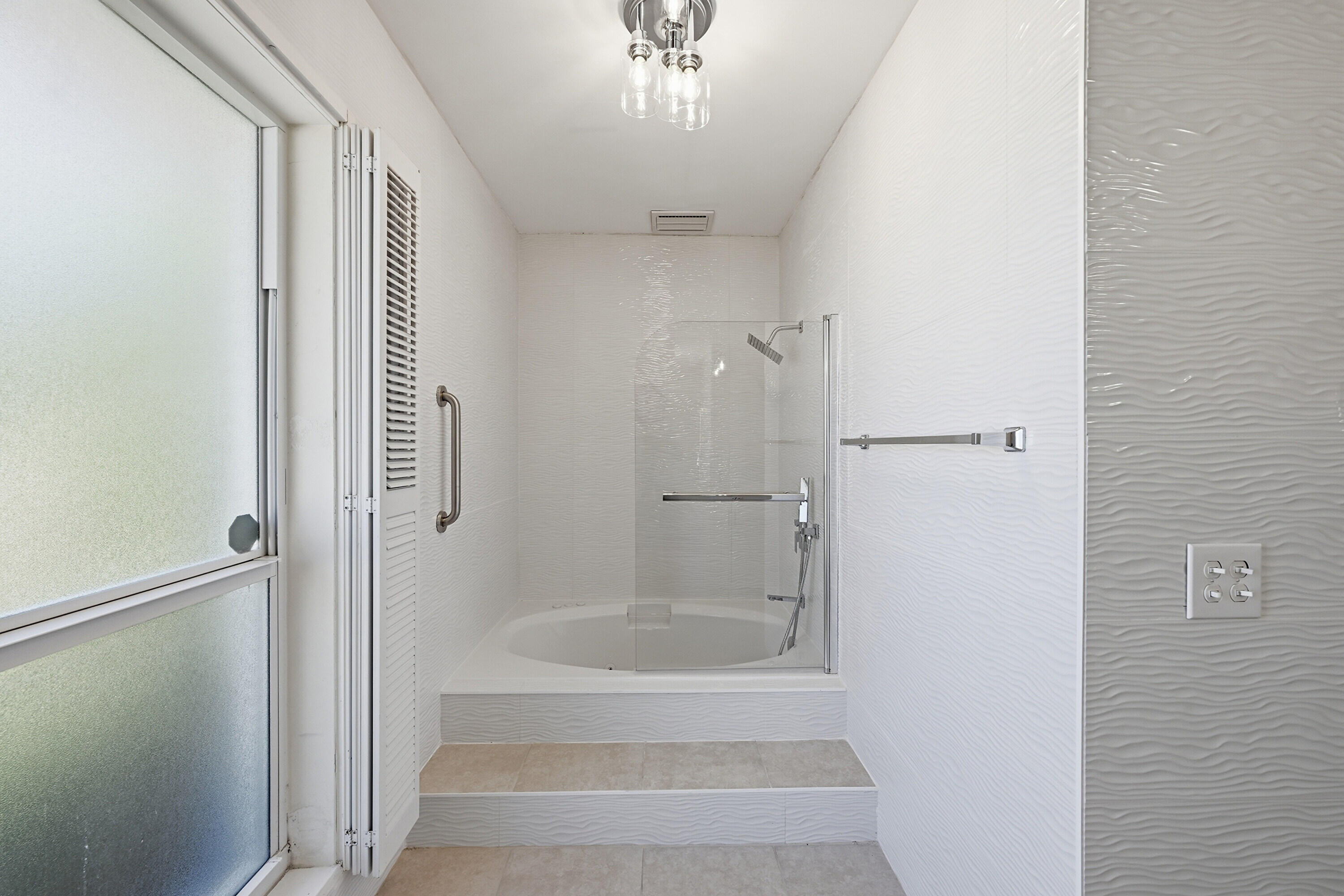 LANDINGS FIRST SEC - Residential