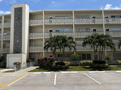 A home in Deerfield Beach