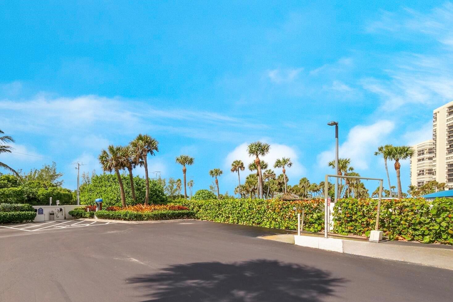 PRINCESS OF HUTCHINSON IS - Residential