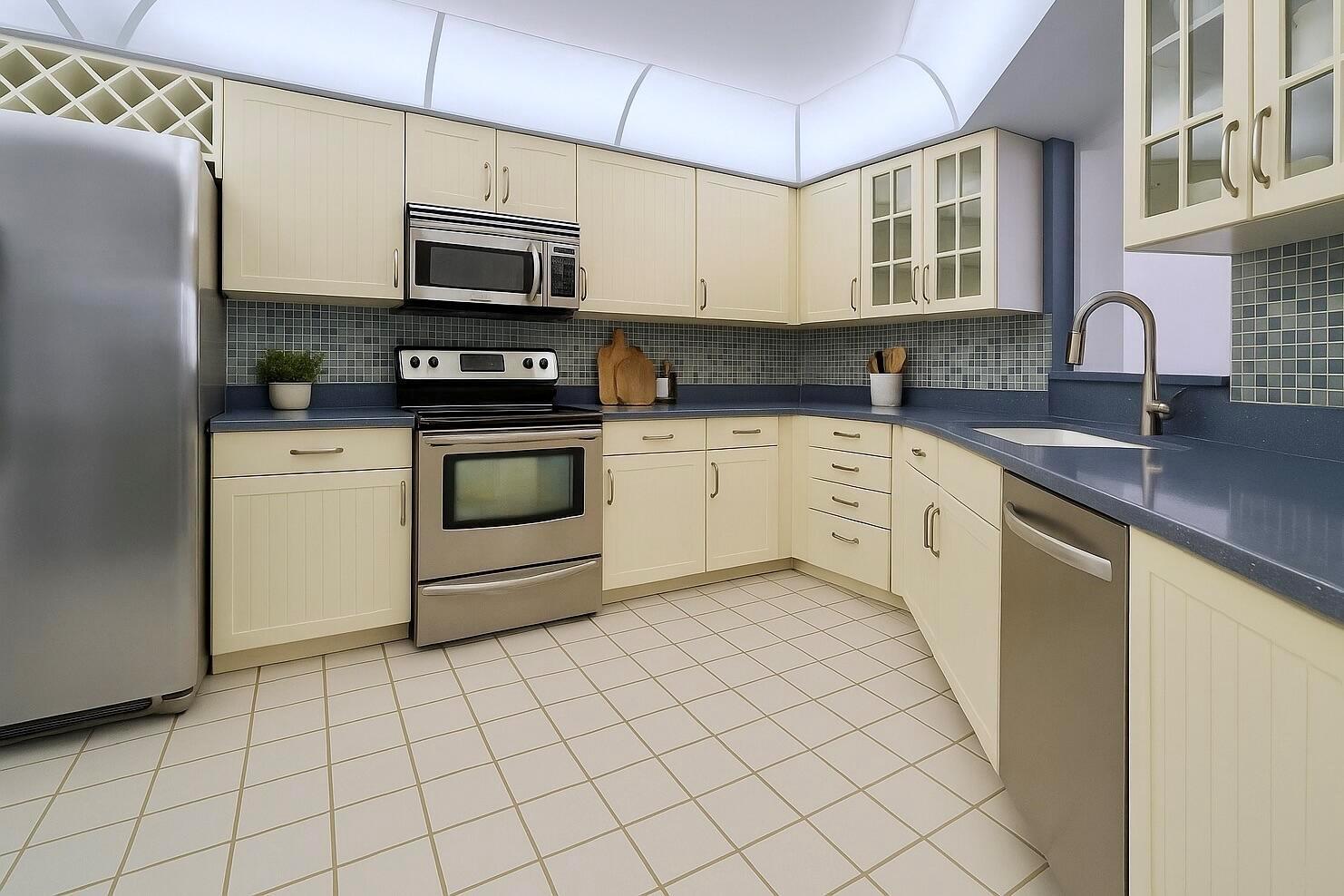 PRINCESS OF HUTCHINSON IS - Residential