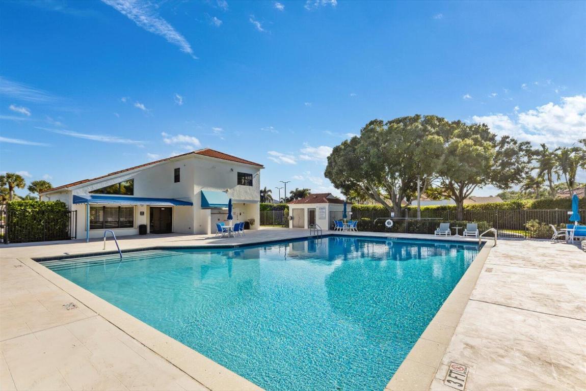 CRYSTAL POINTE PL 2 - Residential