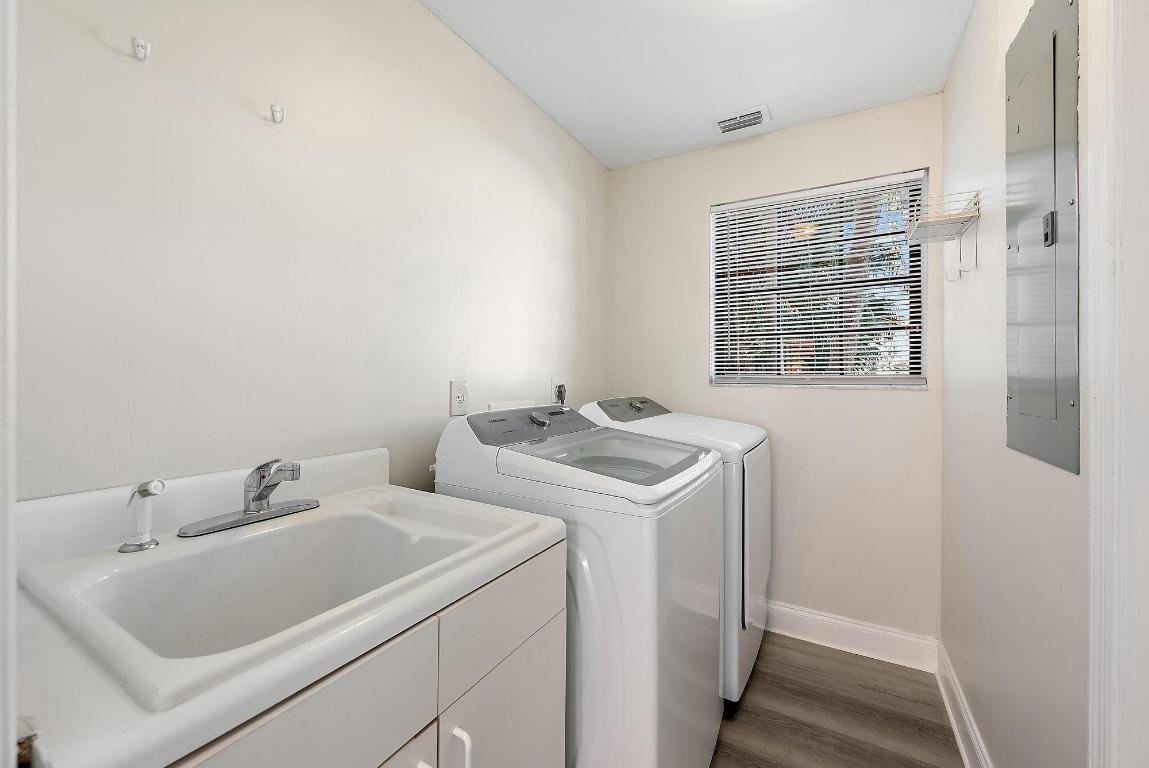 CRYSTAL POINTE PL 2 - Residential