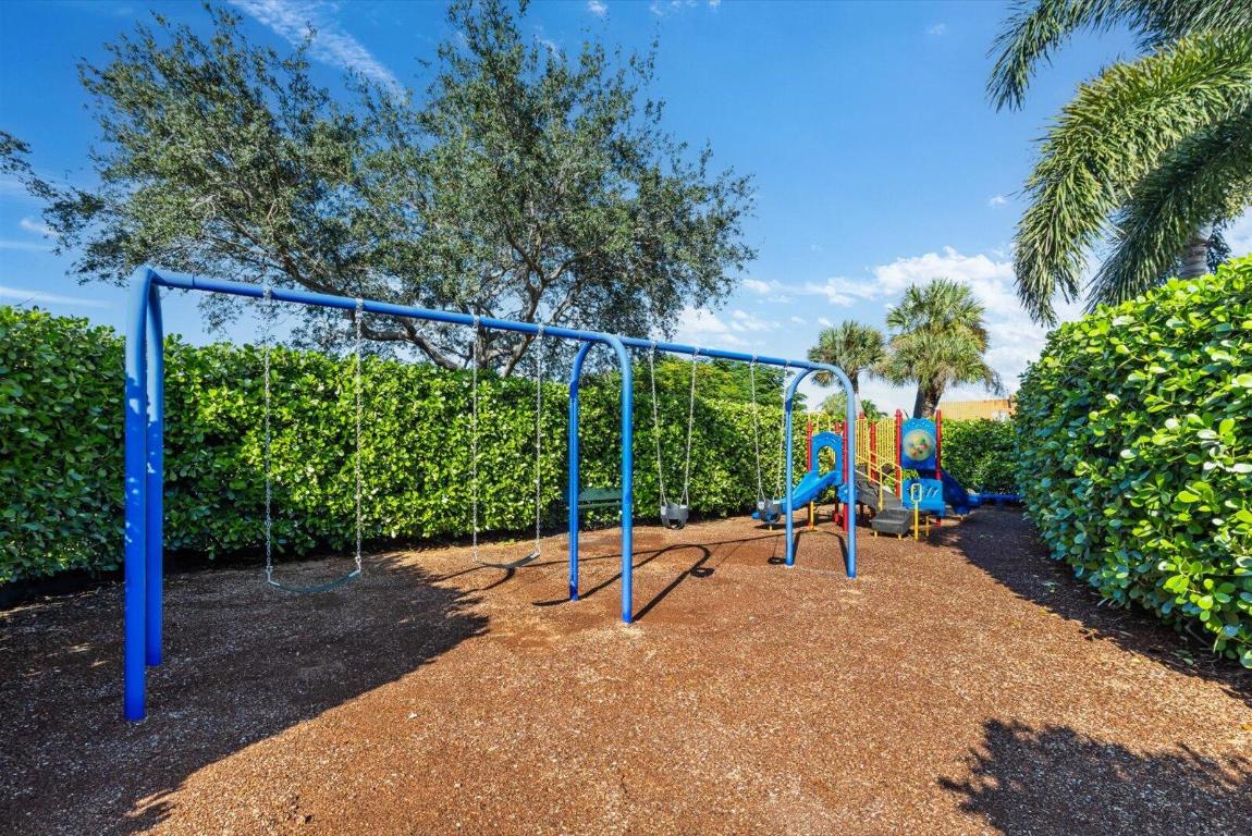 CRYSTAL POINTE PL 2 - Residential