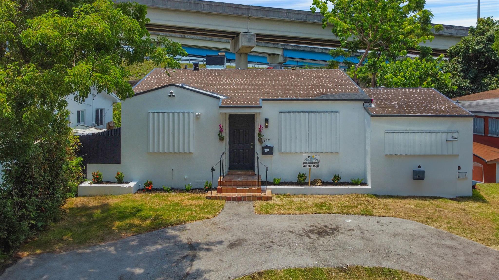 736 NW 41st Street