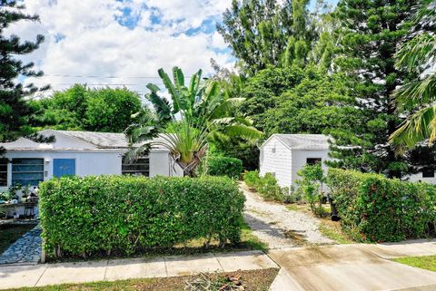 2405-2407 N East Coast Street Lake Worth Beach FL 33460