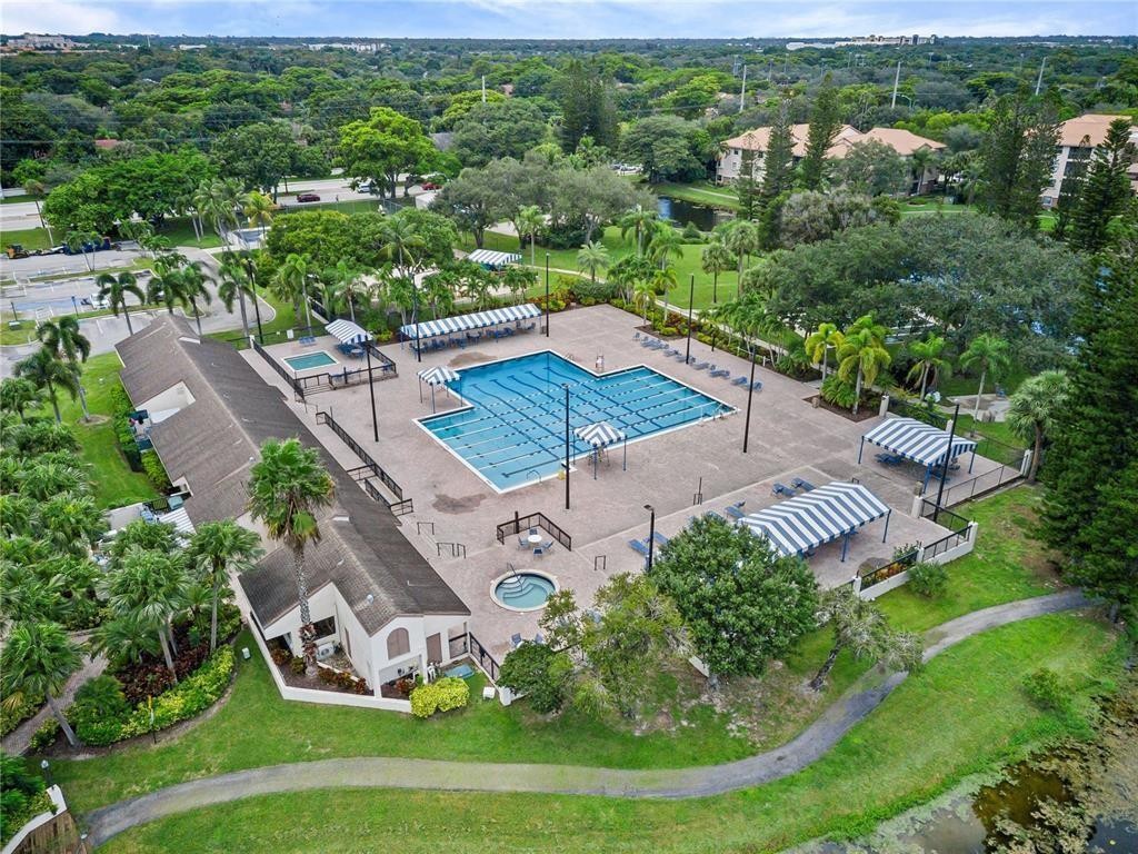 TARTAN COCONUT CREEK - Residential
