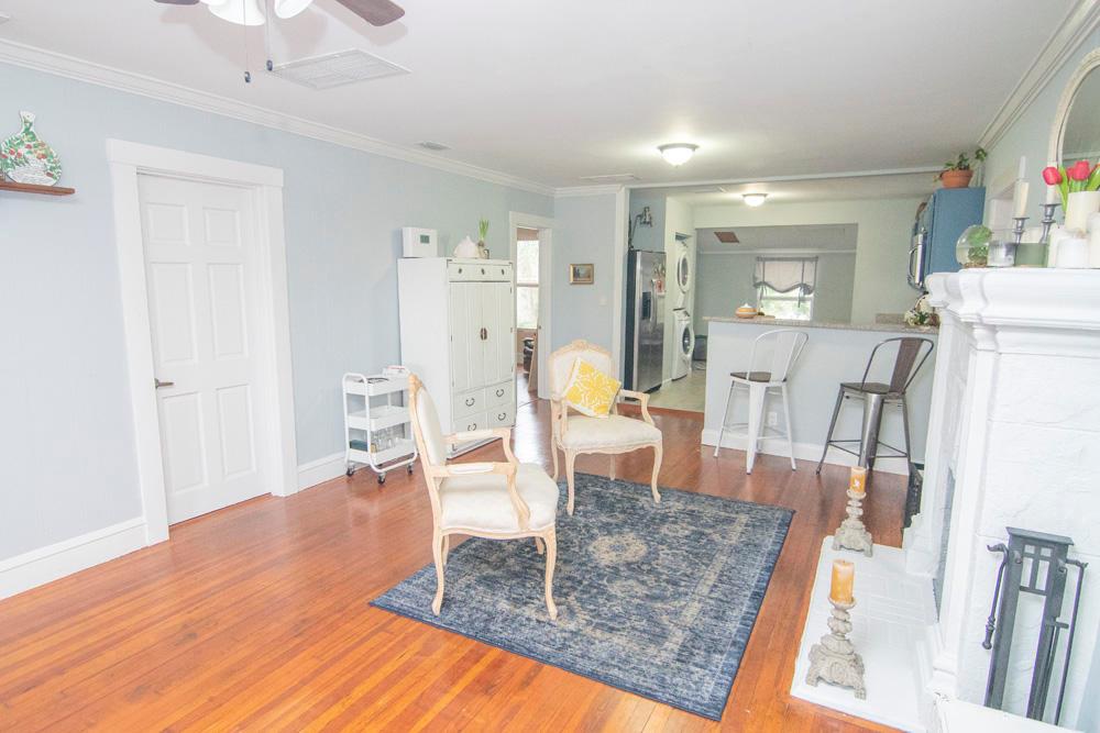 PARKER ESTATES - Residential Lease