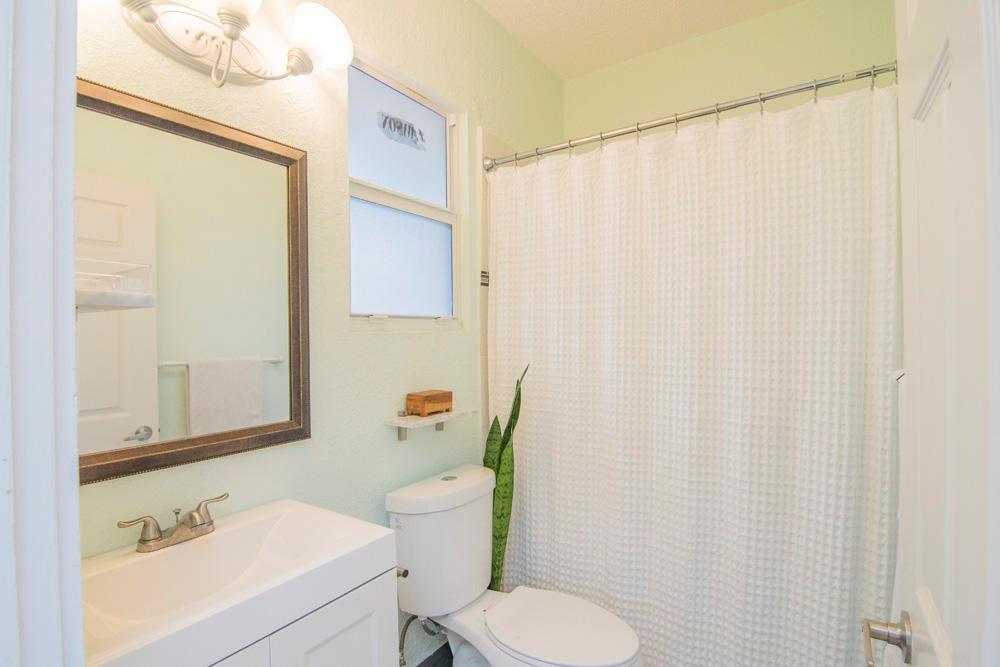 PARKER ESTATES - Residential Lease