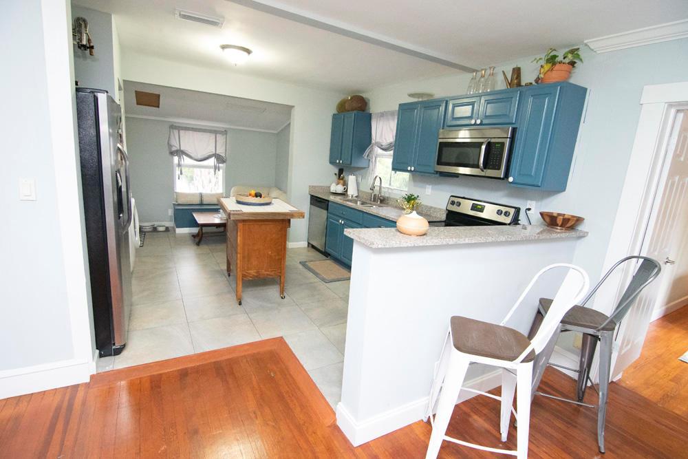 PARKER ESTATES - Residential Lease