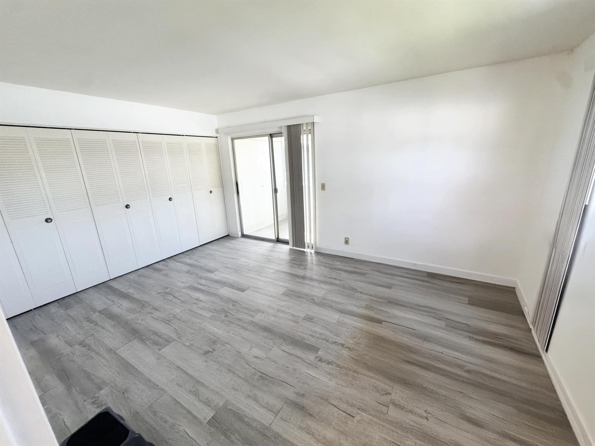 KINGS POINT BRITTANY COND - Residential Lease