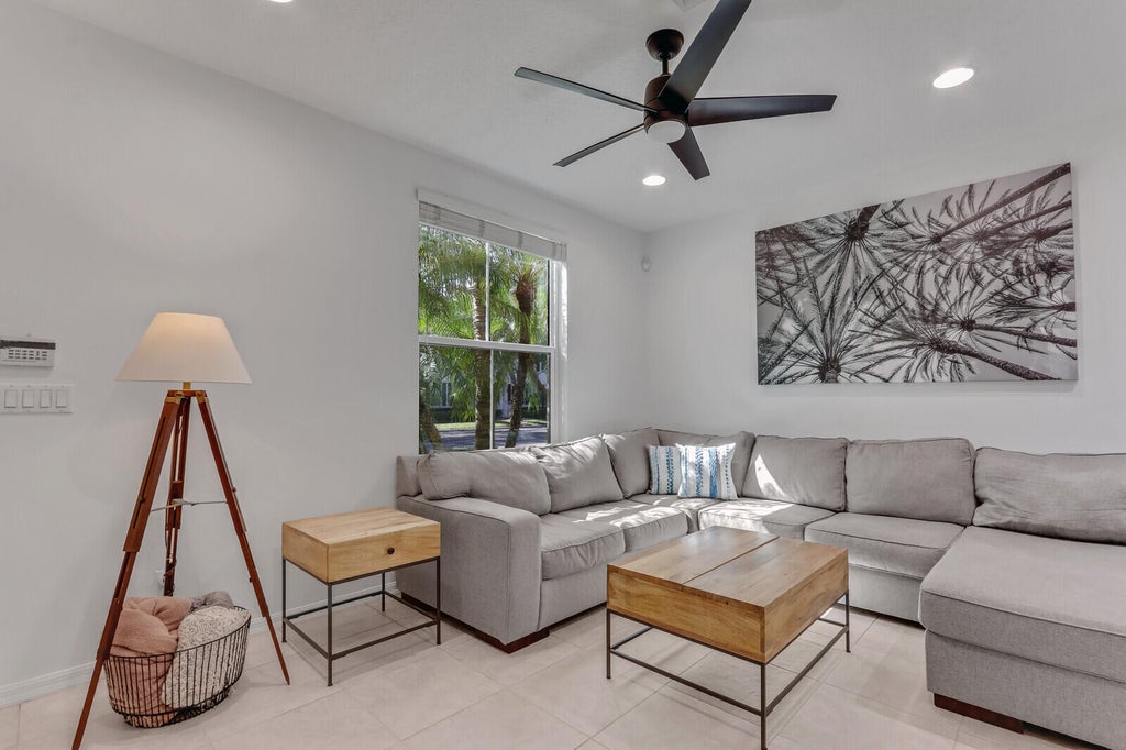 Photo of 4337 Parkside Drive, Jupiter, FL 33458 (MLS # R11062720)