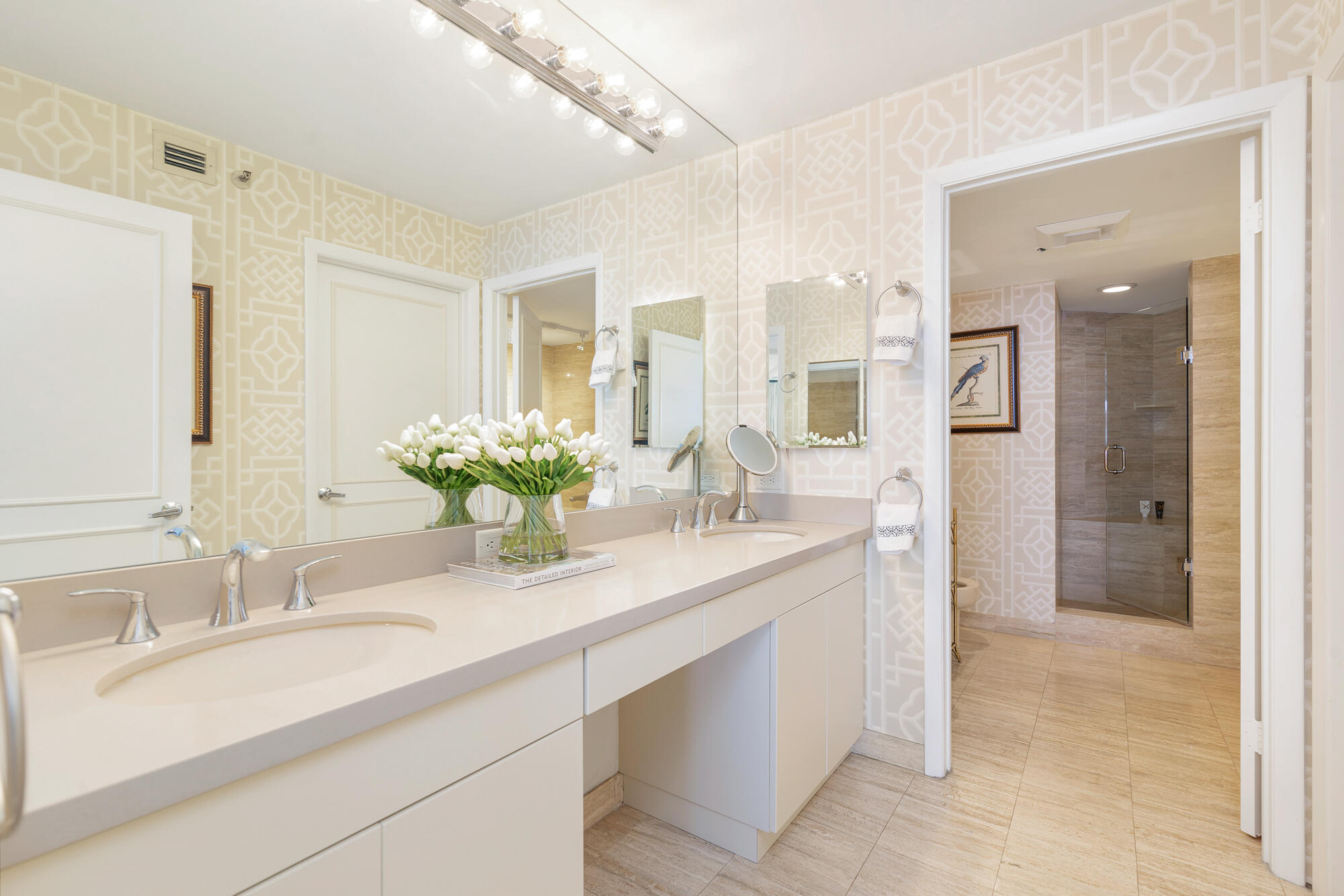 MAJESTIC TOWERS I CONDO - Residential