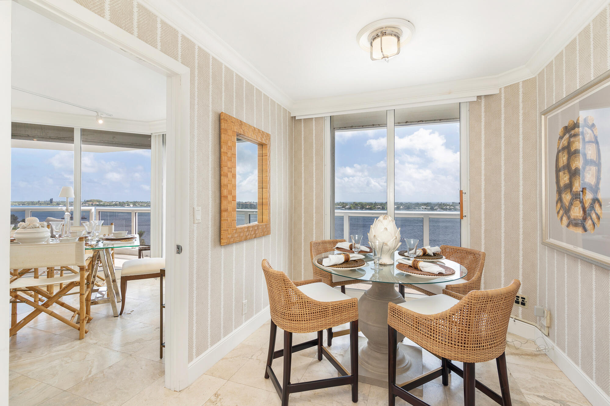 MAJESTIC TOWERS I CONDO - Residential