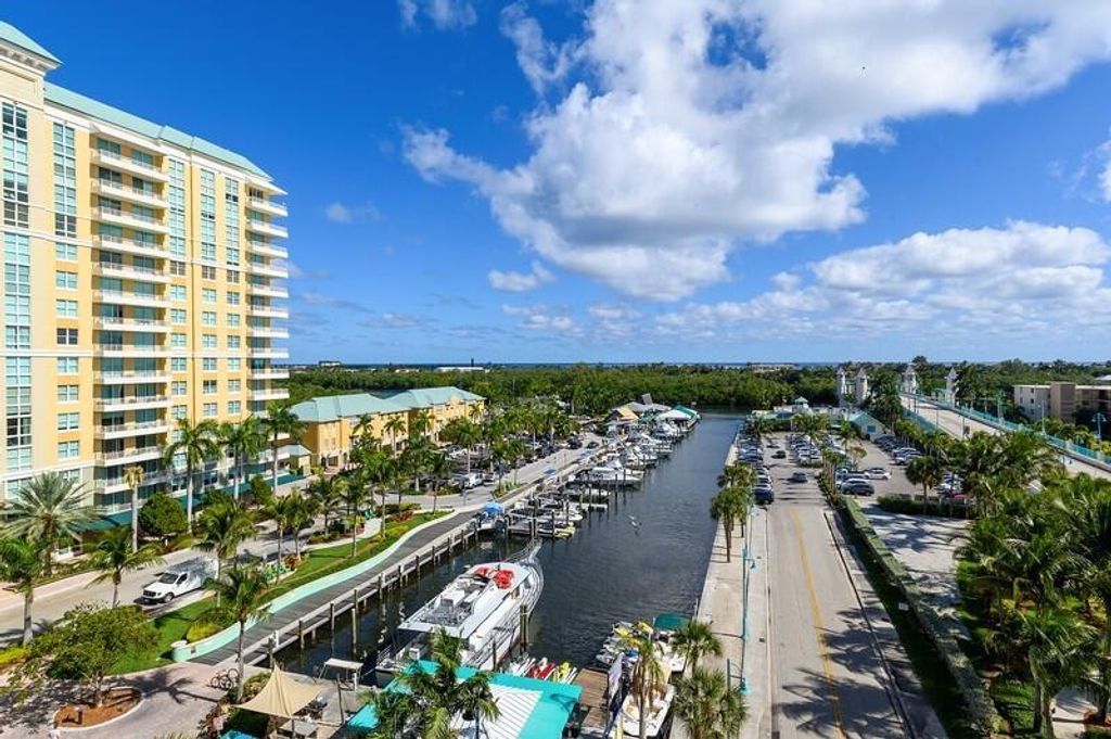 Photo of 100 NE 6th Street #506, Boynton Beach, FL 33435 (MLS # B26023277)